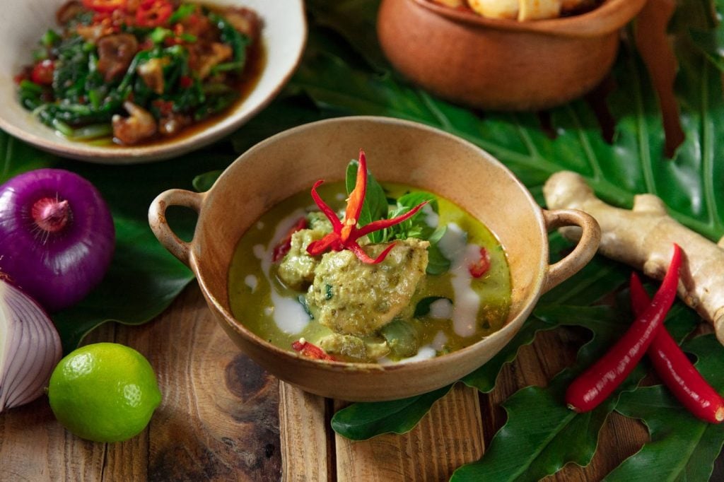 Thai j招牌主食料理——泰式綠咖哩雞